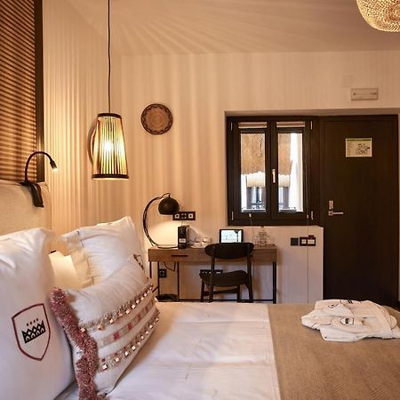 Hotel Santo Cristo La Ciudadela Marbella Luaran gambar